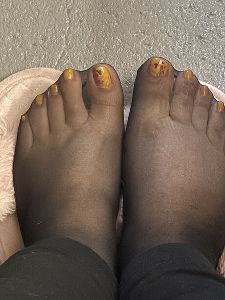 Feet 4 You onlyfans keak