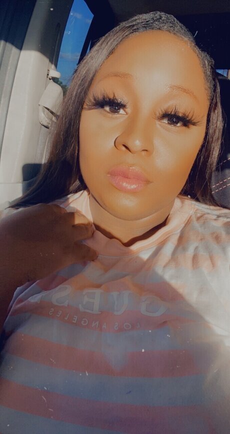 ShaeLicious leaked onlyfans xxx