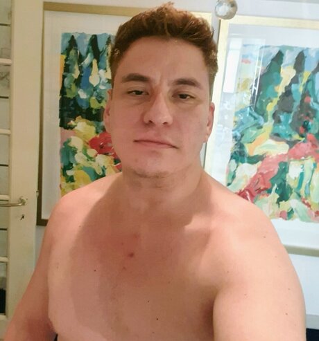 Alvaro Spruijt Veas boobs onlyfans