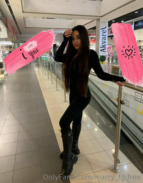 marry fgfree onlyfans striptease