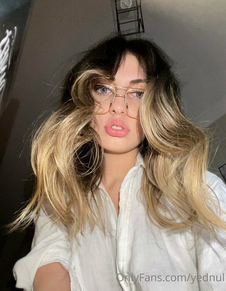 Yednul onlyfans model photo