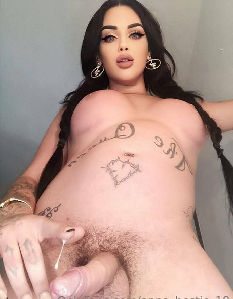 anna bestie 18 leaked onlyfans nude