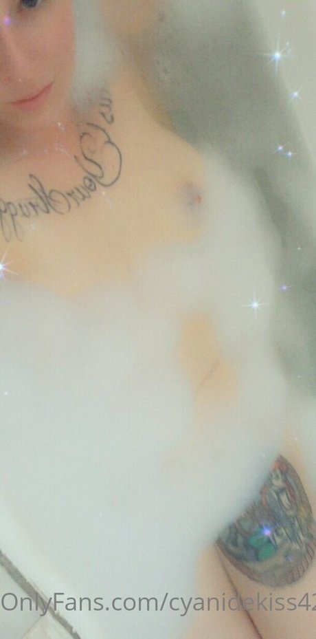 cyanidekiss420 onlyfans porn nude