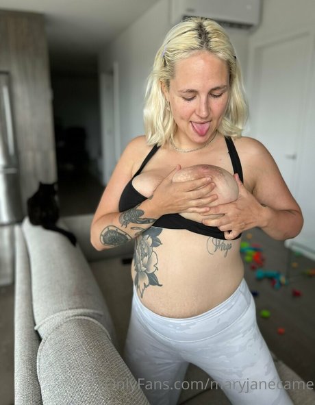 maryjanecame is on onlyfans