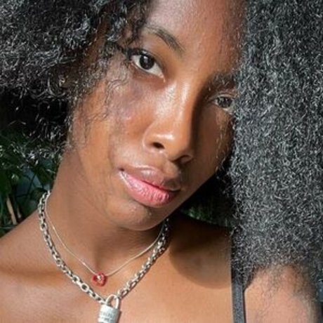 Sarissle onlyfans sextape leak