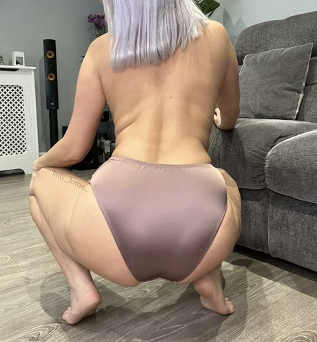 Lady Lottie only fans nude