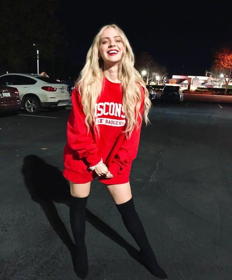 Madilyn Bailey leaked onlyfans