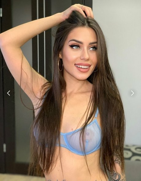 Nicoletta top onlyfans nudes