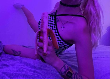 alice hot xxx onlyfans posts