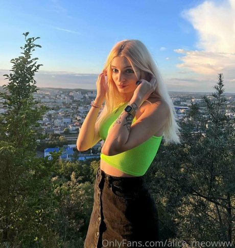 alice hot xxx onlyfans leaked