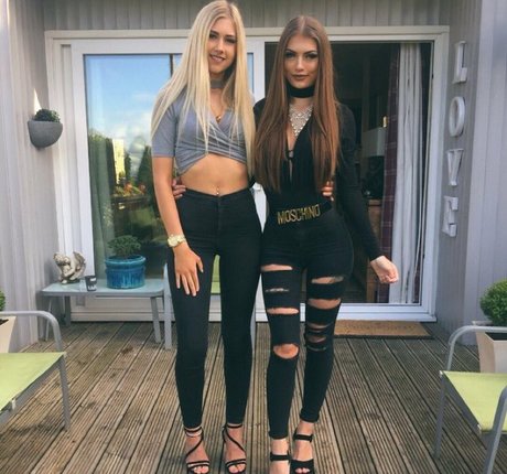 Xavia Brooke desnuda onlyfans