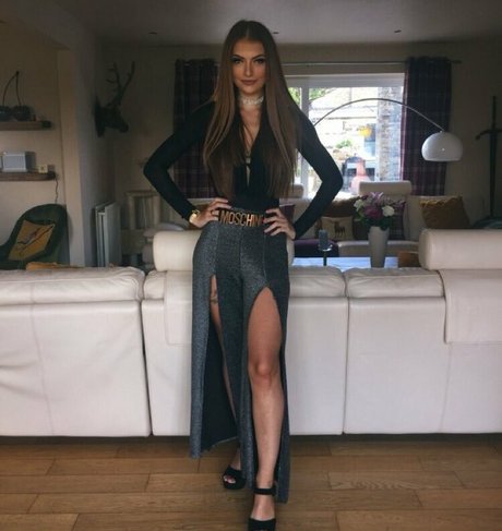 Xavia Brooke onlyfans nide