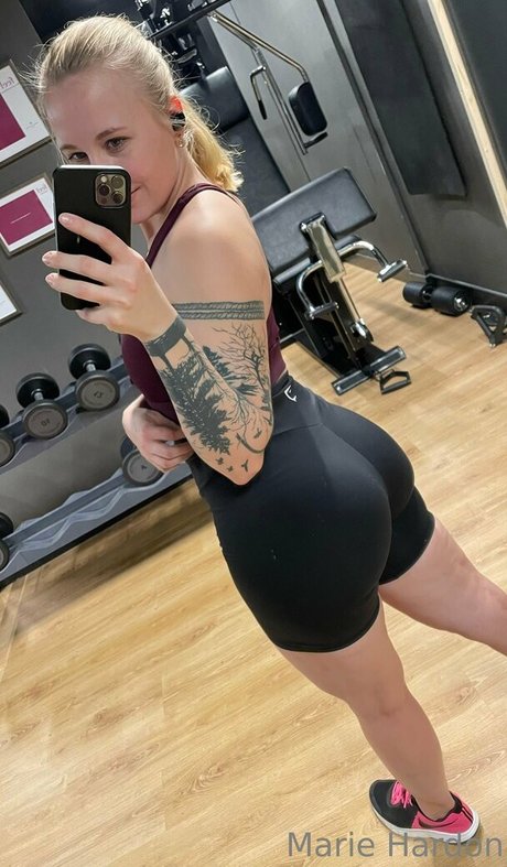 mariehardon onlyfans sexy