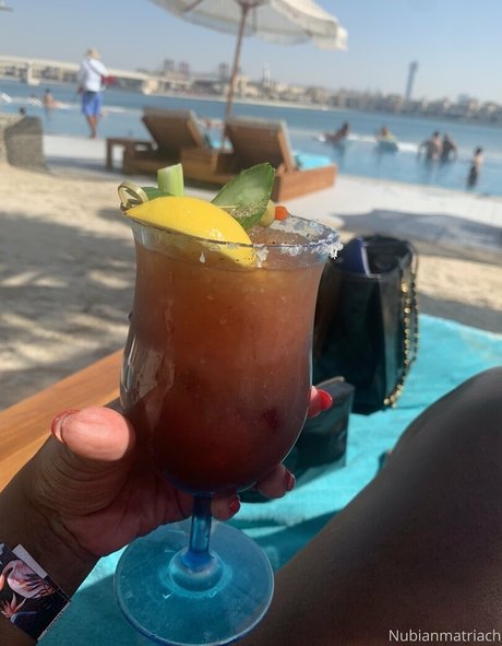 madam___caramel only fans porn