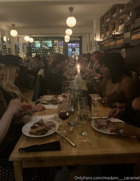 madam___caramel onlyfans pics