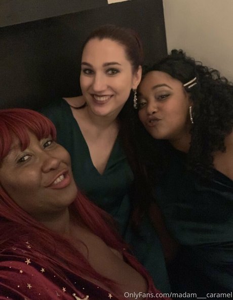 madam___caramel onlyfans posts