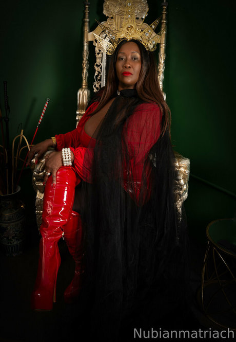 madam___caramel leaked onlyfans