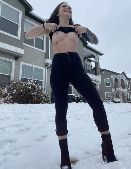 ravengoeswild fans only