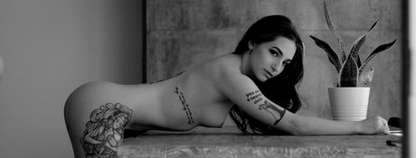 ravengoeswild onlyfans leaked pictures