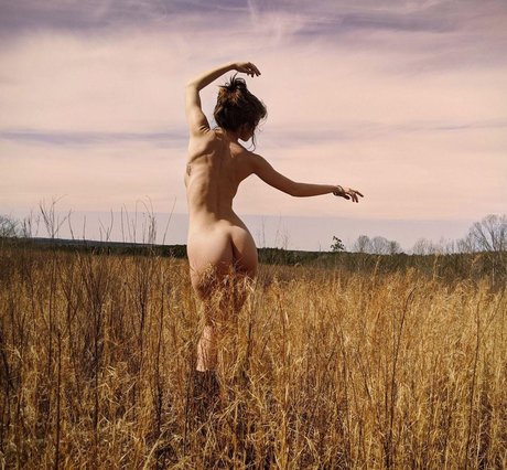 babytayebae naked onlyfans leak