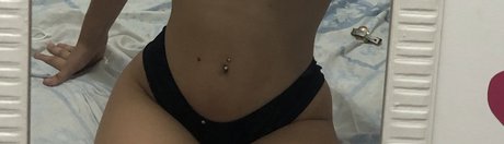 Dwenny Westphal onlyfans leaked tits