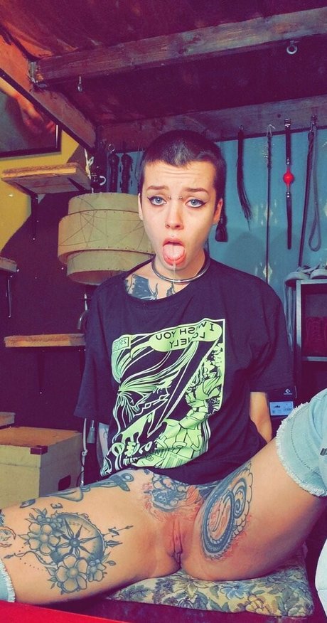 Little Spittle onlyfans leaked pics