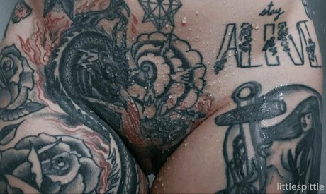 Little Spittle onlyfans tits