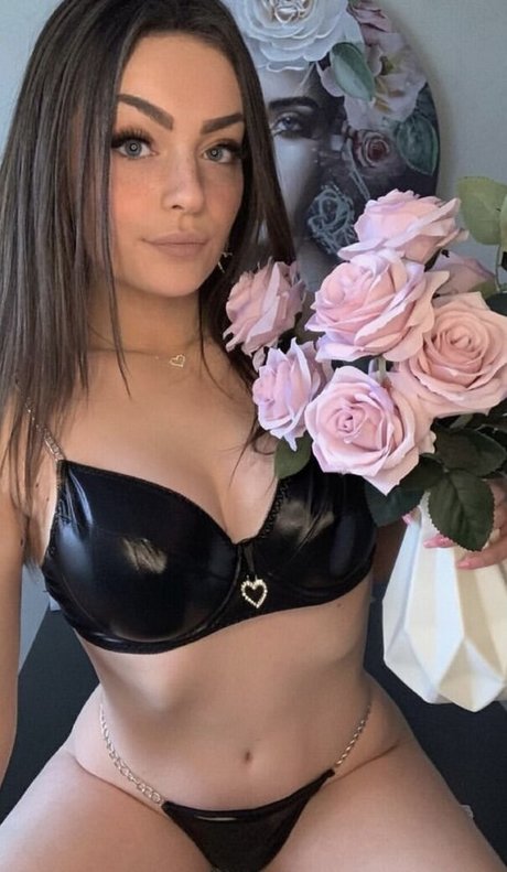 Lorina onlyfans nude pictures