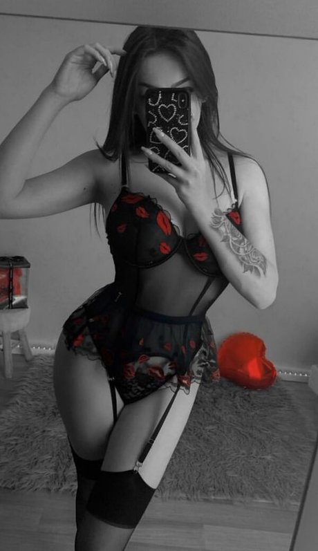 Lorina onlyfans nude photos