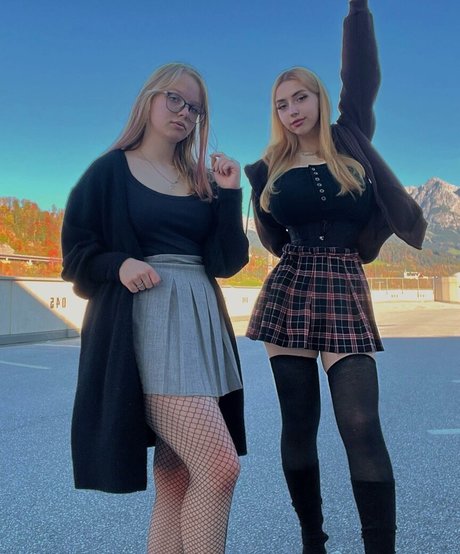 cowgirl milf onlyfans naked plate