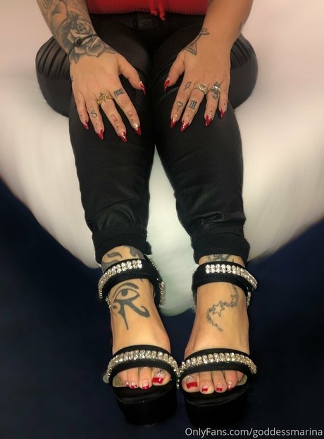 latinamarina onlyfans leak nude