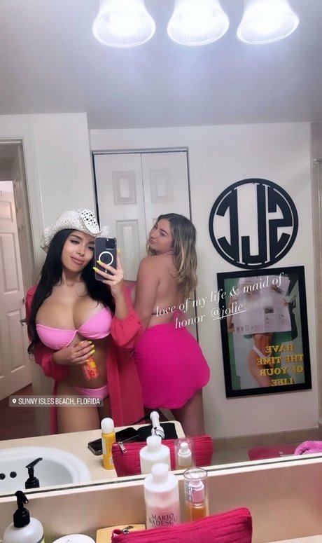 Jolie B only fans pics