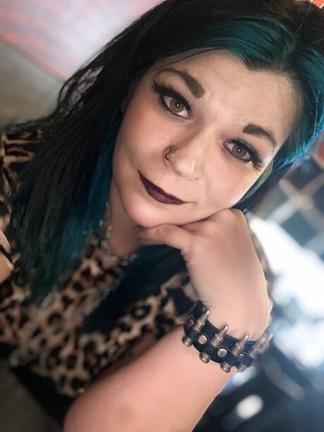 SusanSyn onlyfans picture