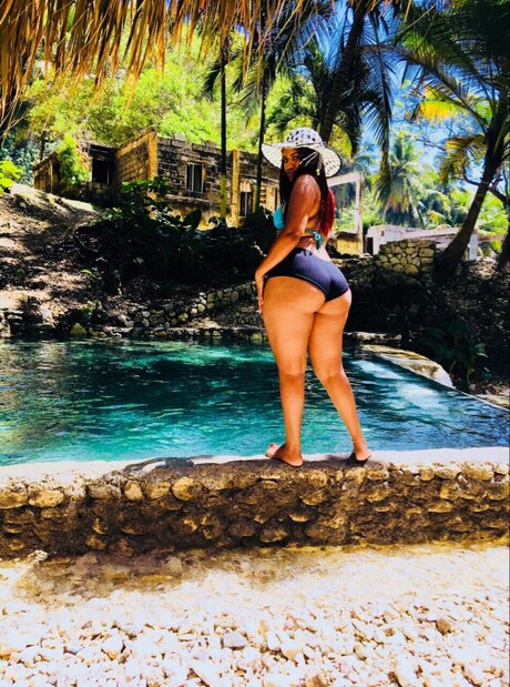 Edili Batista pics onlyfans