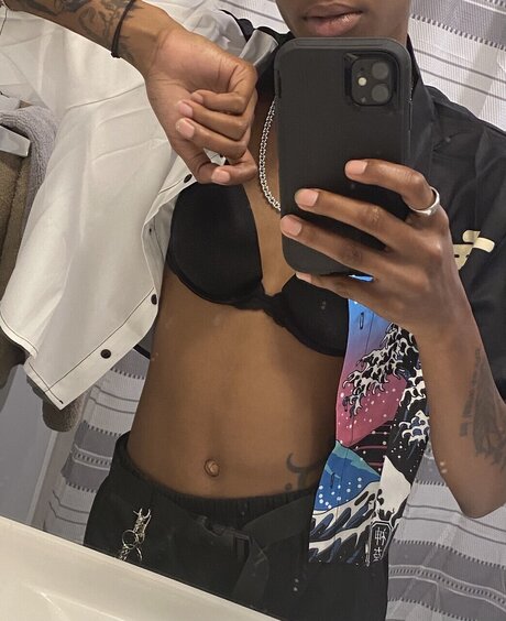 Alliena onlyfans nude