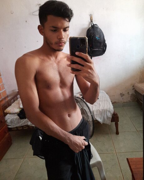 Gutto lima is on onlyfans