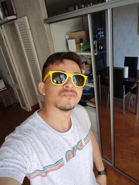 Henry Cristopher nude onlyfans