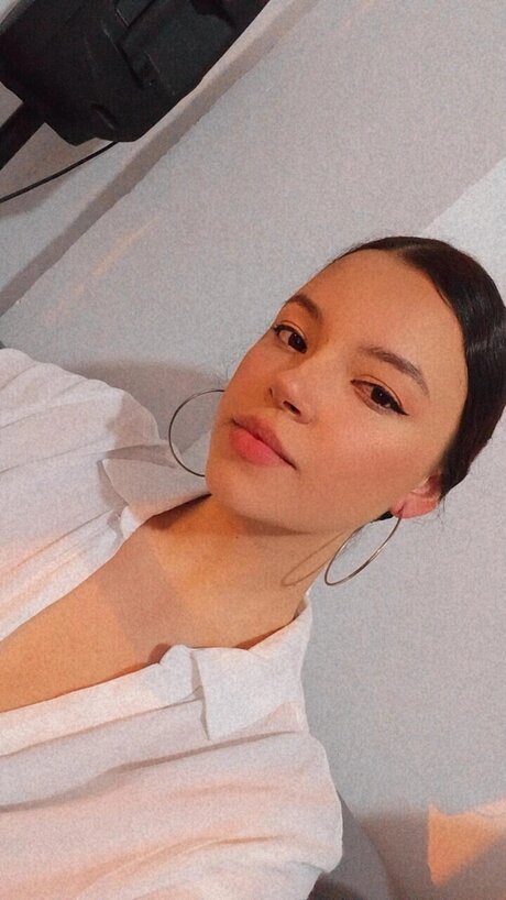 Maria Victoria Gomez onlyfans naked leak