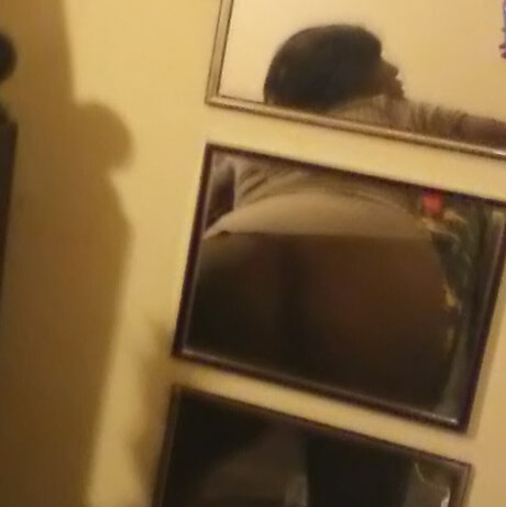 Skuirt Queen onlyfans ass