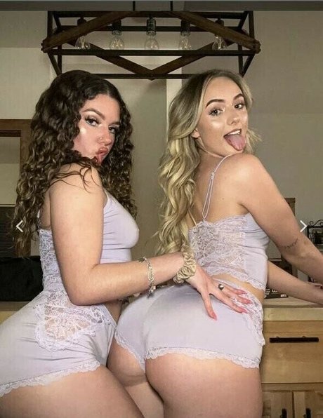 Smwea naked onlyfans