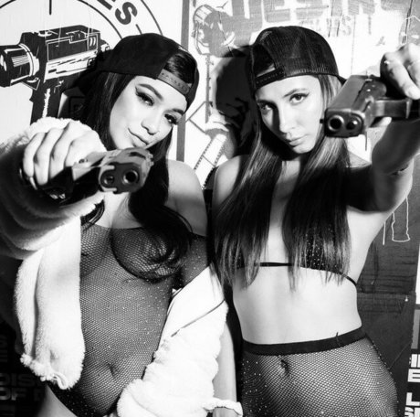 Savannah Sixx onlyfans leaked.