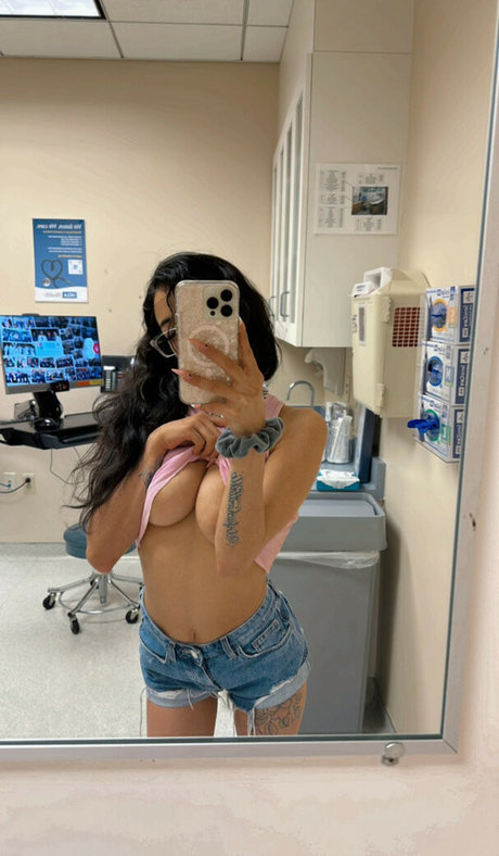 Savannah Sixx onlyfans leaked nude