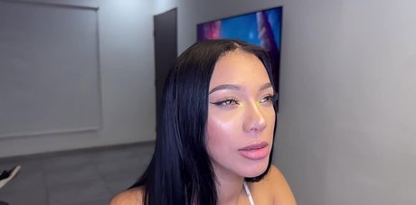 Amanda Rabbit Profile image