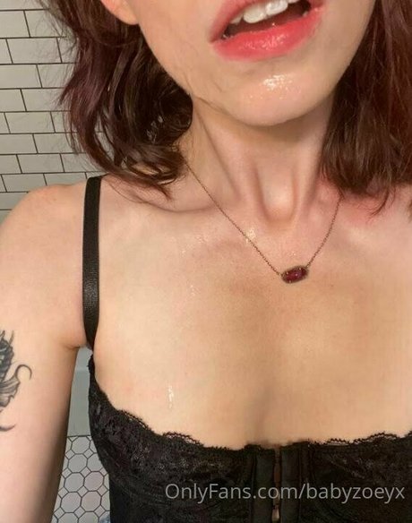 babyzoeyx onlyfans photos