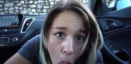 Violet Moreau naked onlyfans leak