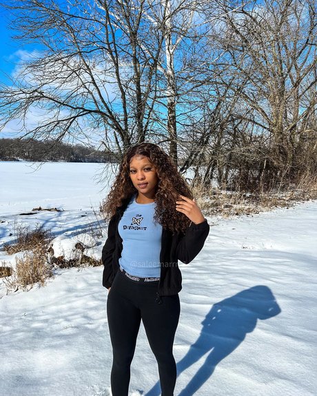 Saleema Mansur onlyfans leaked photos