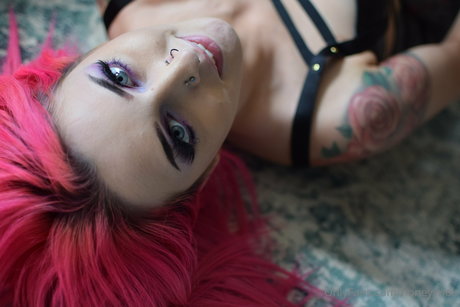 Honeyy Noir tits onlyfans