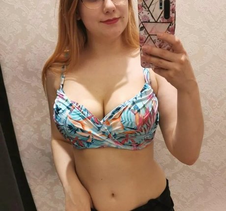 delimbre only fans xxx