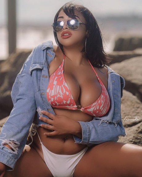 CRISTINA CELI leaked onlyfans pics