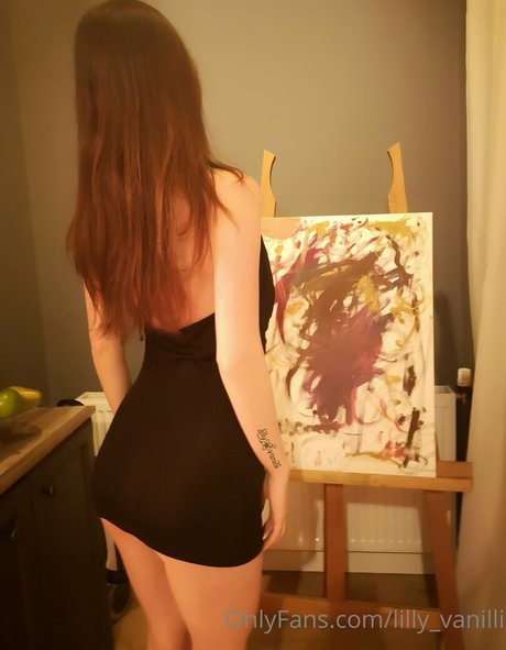 Lilly Vanilli onlyfans content type